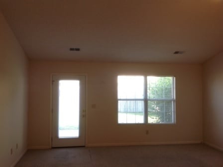 Building Photo - Half Off the First Month's Rent