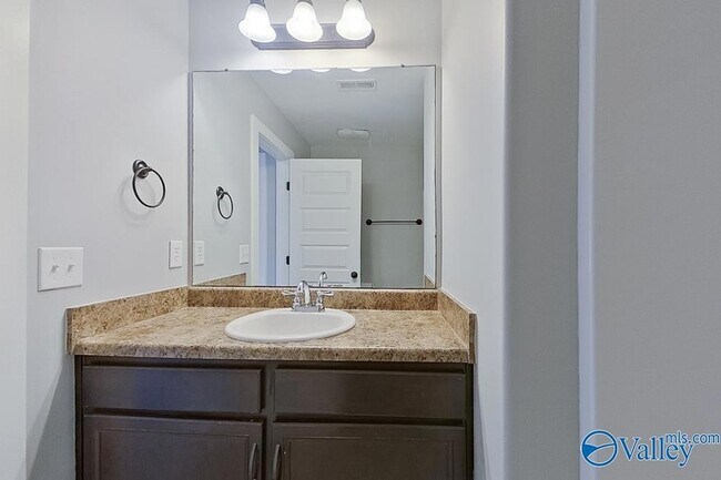 Building Photo - 488 Ford Chapel Rd