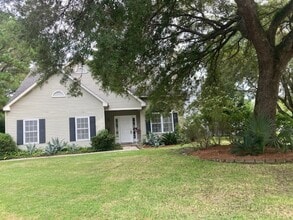 Building Photo - Updated 3 Bedroom Home with Water Views In...