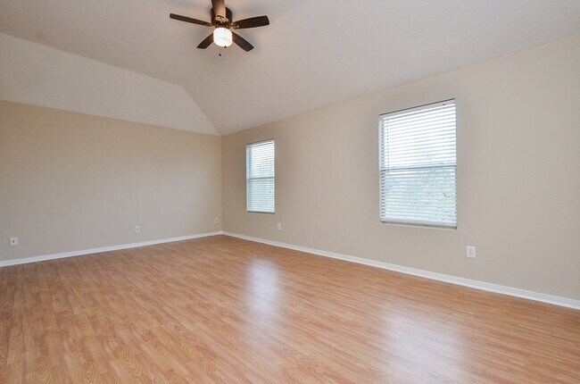 Building Photo - 18514 Alemarble Oak St