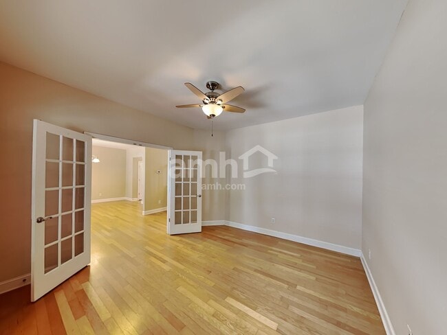 Building Photo - 313 Forest Bend Dr