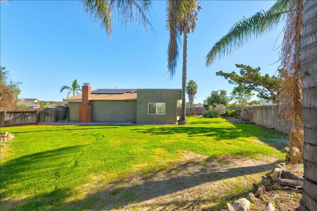 Building Photo - 11370 Travis Pl