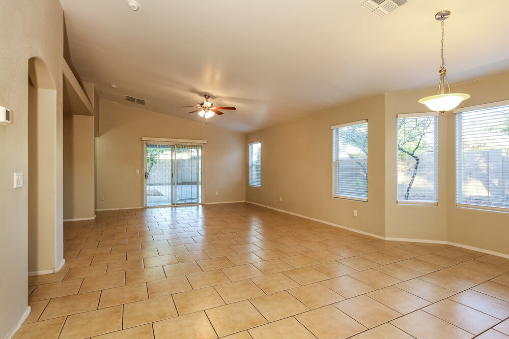 Building Photo - 884 S 242nd Dr