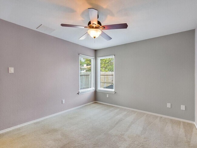 Building Photo - 13019 Emma Lee Ave