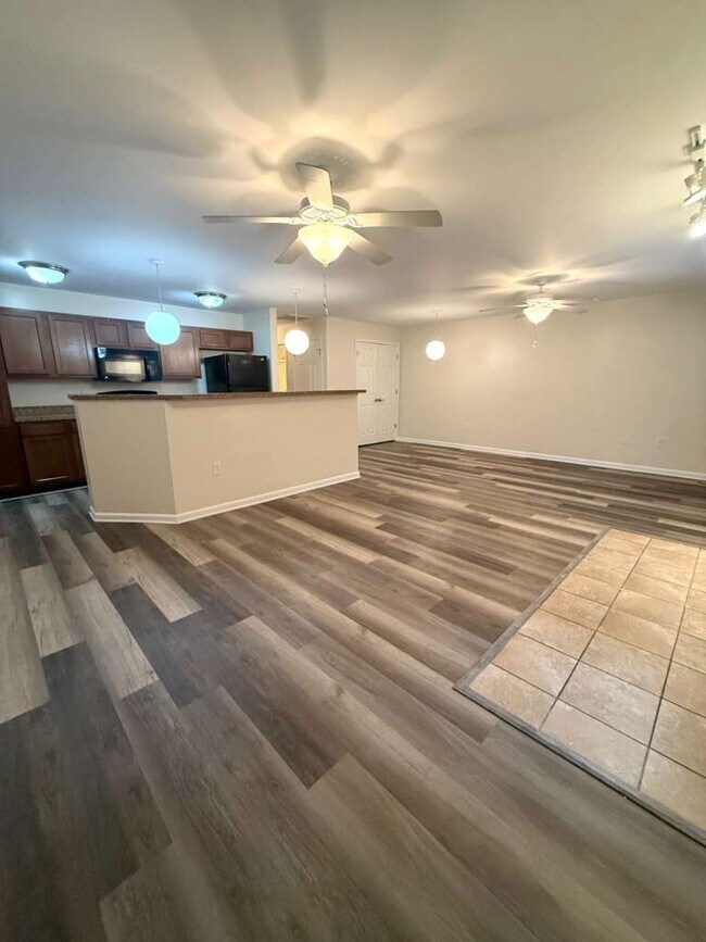 Building Photo - Brook Bend Way