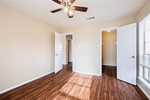 Building Photo - 301 Craddock Ave