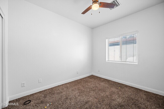 Building Photo - 4608 W Maryland Ave