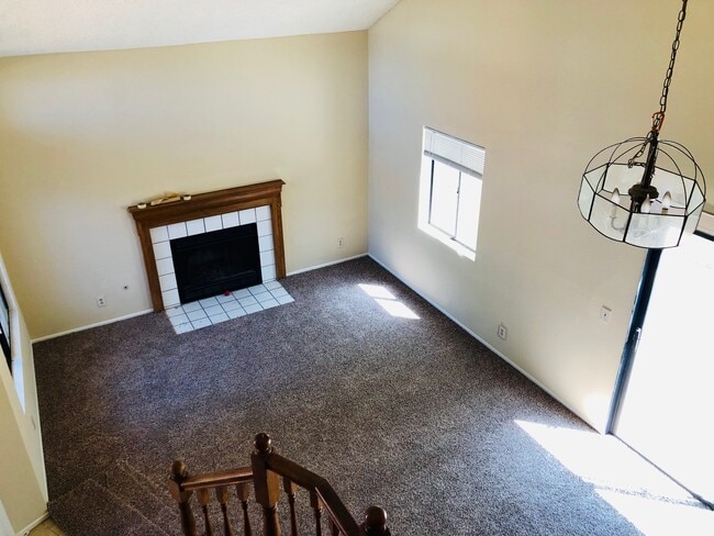 Building Photo - 43242 Cottage Ln
