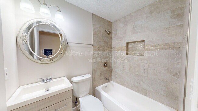 Building Photo - 11671 Shellfish Dr