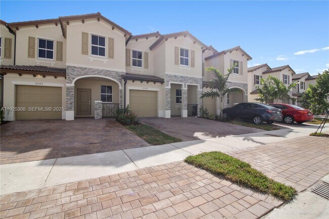 Building Photo - 2729 SE 25th Ave