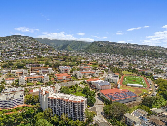 Building Photo - 3138 Waialae Ave
