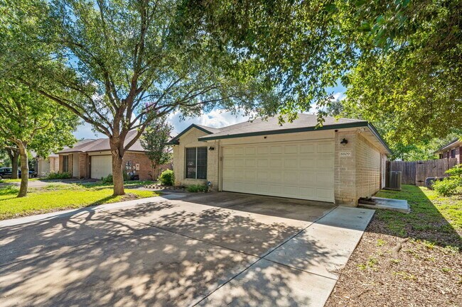 Building Photo - 8809 Corran Ferry Dr