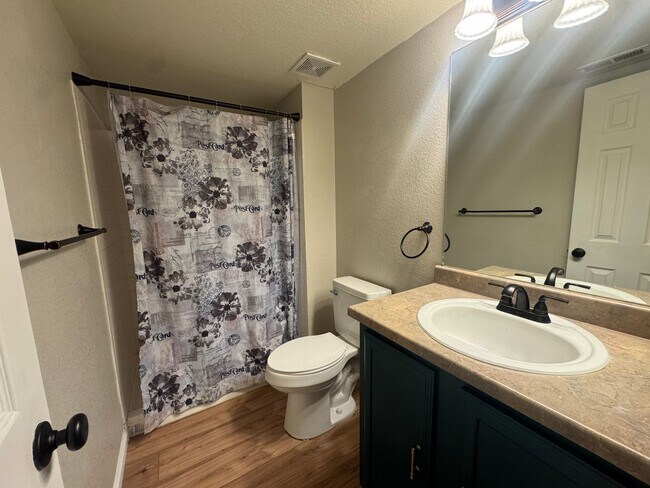 Building Photo - 7126 Oxmoor Ln