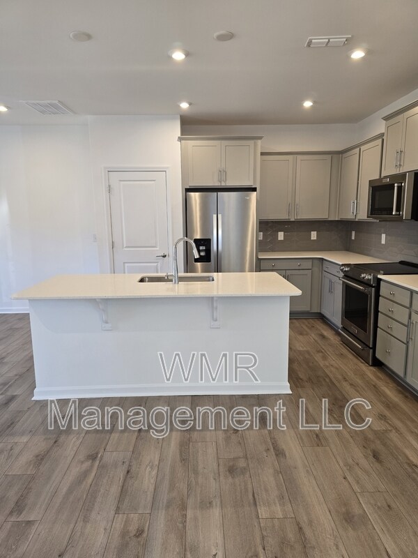 Building Photo - 1846 Teachers House Rd NW