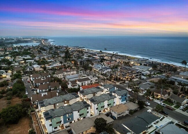 Building Photo - BRAND-NEW, FULLY-FURNISHED Luxury 3 bd / 3 ba Townhome in Coastal Carlsbad