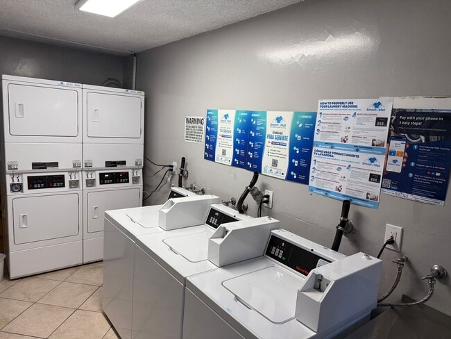 Building Photo - Modern 1-Bedroom Apartment in Prime Sherman Oaks