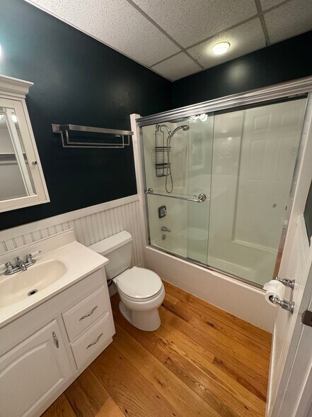 Building Photo - 38 W Main St