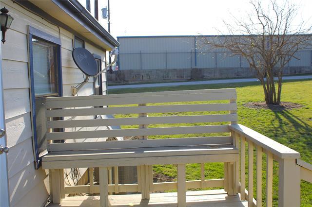 Building Photo - 8644 Dustin Dr