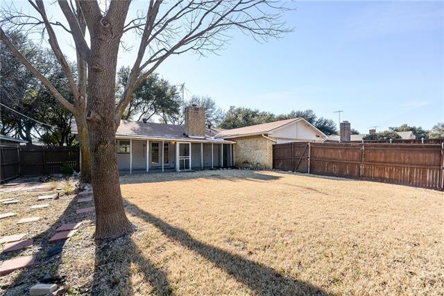 Building Photo - 1505 Hayfield Dr