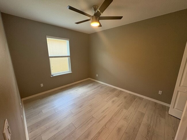 Building Photo - 3 Bed / 2 Bath Home w/ Solar Panels!