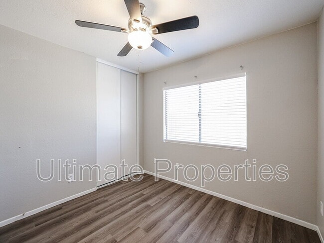 Building Photo - 5357 W Cholla St
