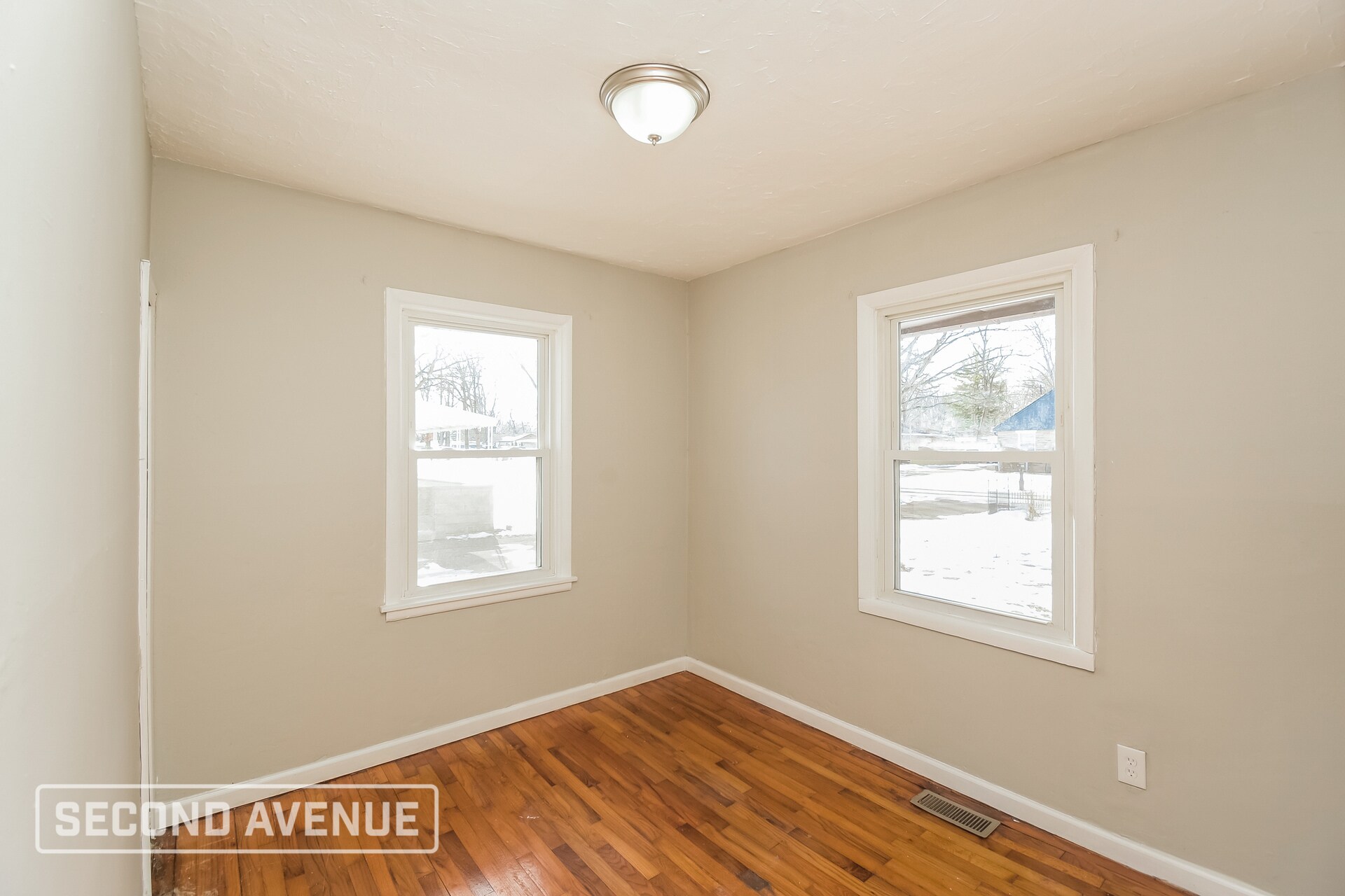 Building Photo - 3645 N Sadlier Dr