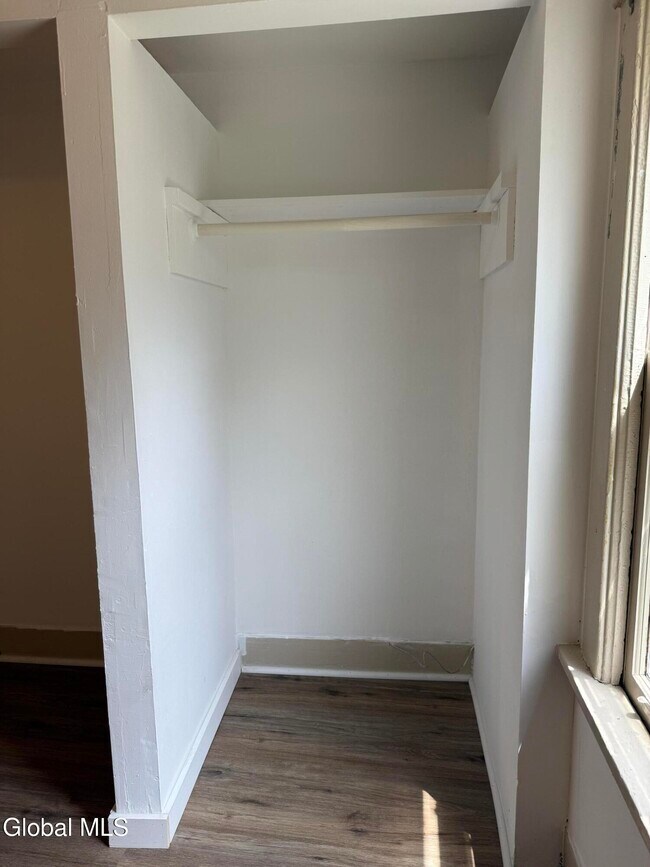 Building Photo - 55 Ten Broeck St