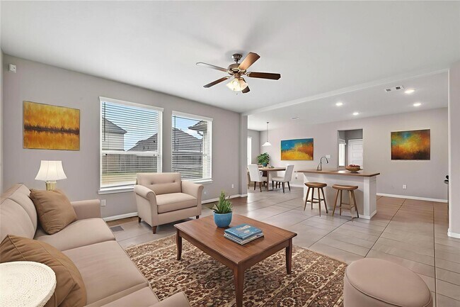 Building Photo - 2903 Painted Sunrise Trail