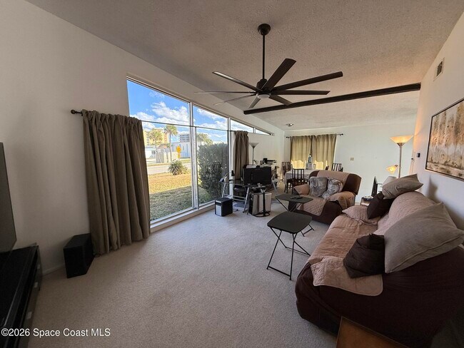 Building Photo - 1153 Belaire Dr