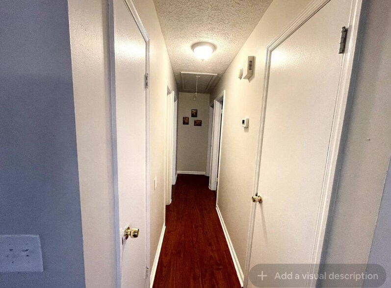 Building Photo - 411 Mapmaker Ln