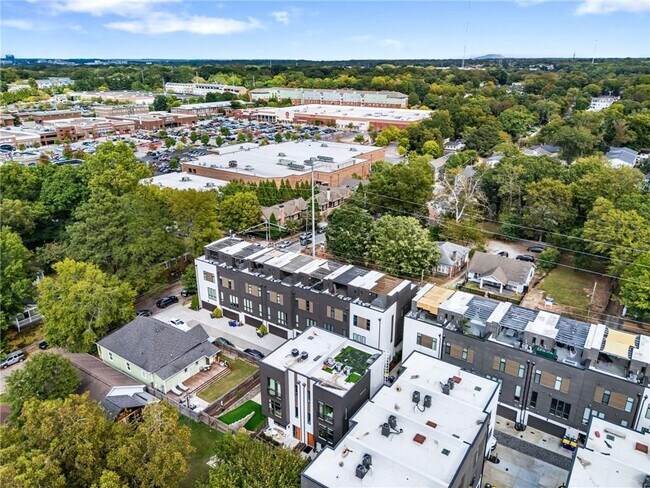 Building Photo - 52 Reynolds Square Ln