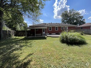 Building Photo - 1903 Crimson Dr