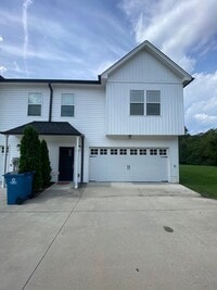 Building Photo - 4 BR, 2 BA, 2 Car Garage | Close to Chattanooga, Volkswagen, FedEx, & Amazon