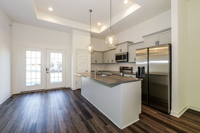 Building Photo - 16173 Fontana St