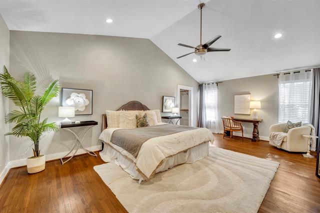 Building Photo - 6227 Lakeshore Dr