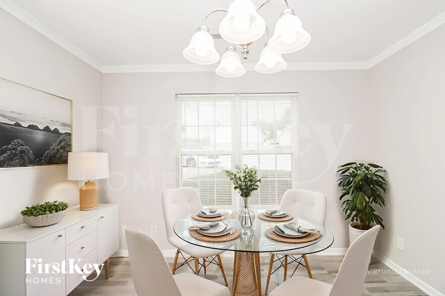 Building Photo - 1403 Rosebay Ct