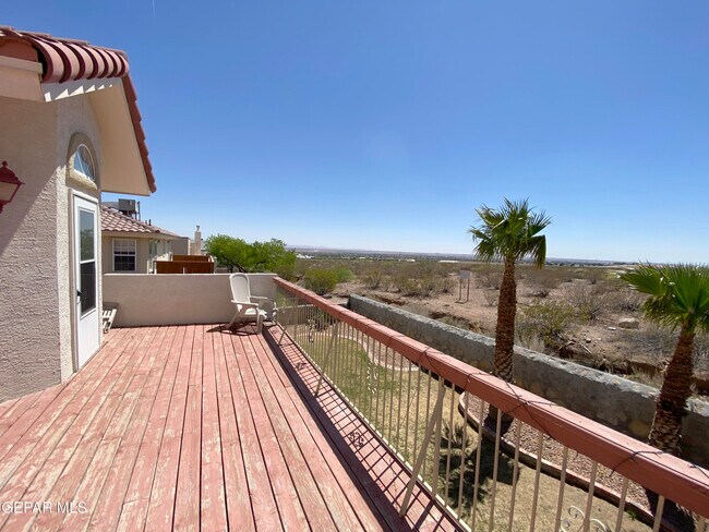 Building Photo - 4320 Loma Del Norte Dr