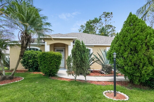 Building Photo - 3275 Grand Pines Dr