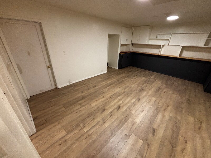 Building Photo - 9032 Howell Ln