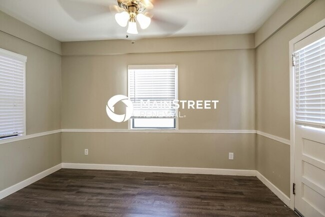 Building Photo - 3 Bedroom Pet-Friendly Home in Independenc...