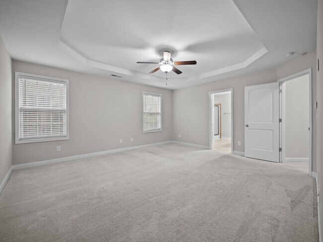 Building Photo - Welcome to Pepperwood Lane!