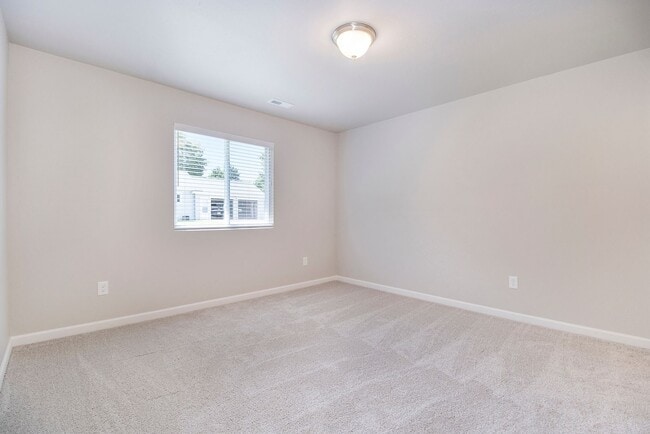 Building Photo - Best Value in Vicksburg