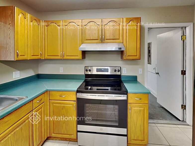 Building Photo - 4328 Longshore Dr