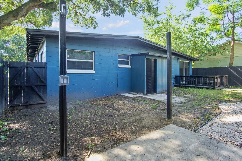 Building Photo - 1614 Ferris Ave