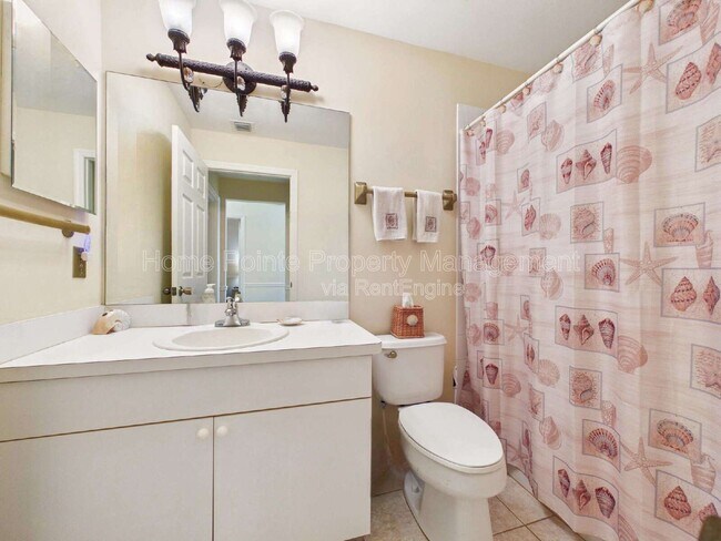 Building Photo - 20611 Country Creek Dr