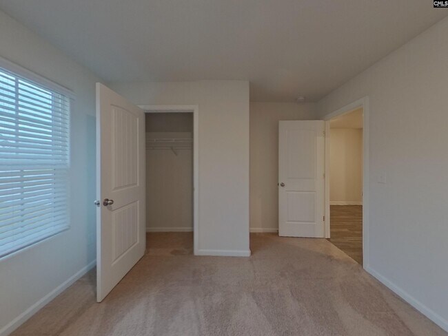 Building Photo - 202 Sundew Rd