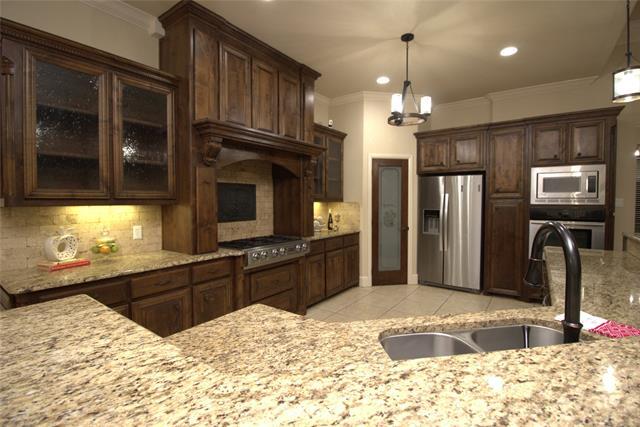 Building Photo - 2208 Beau W Ct