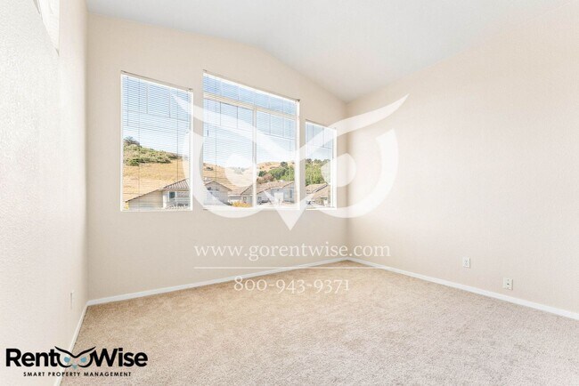 Building Photo - 406 Grenadine Way