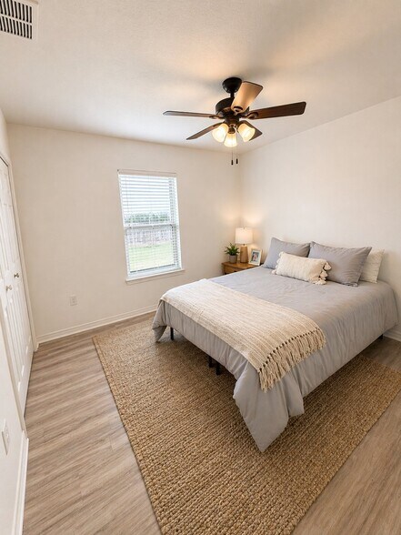 Building Photo - 8181 Sierra St