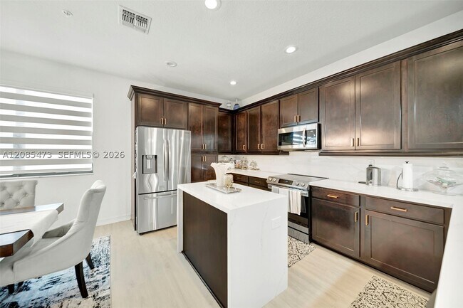 Building Photo - 11355 SW 14th St